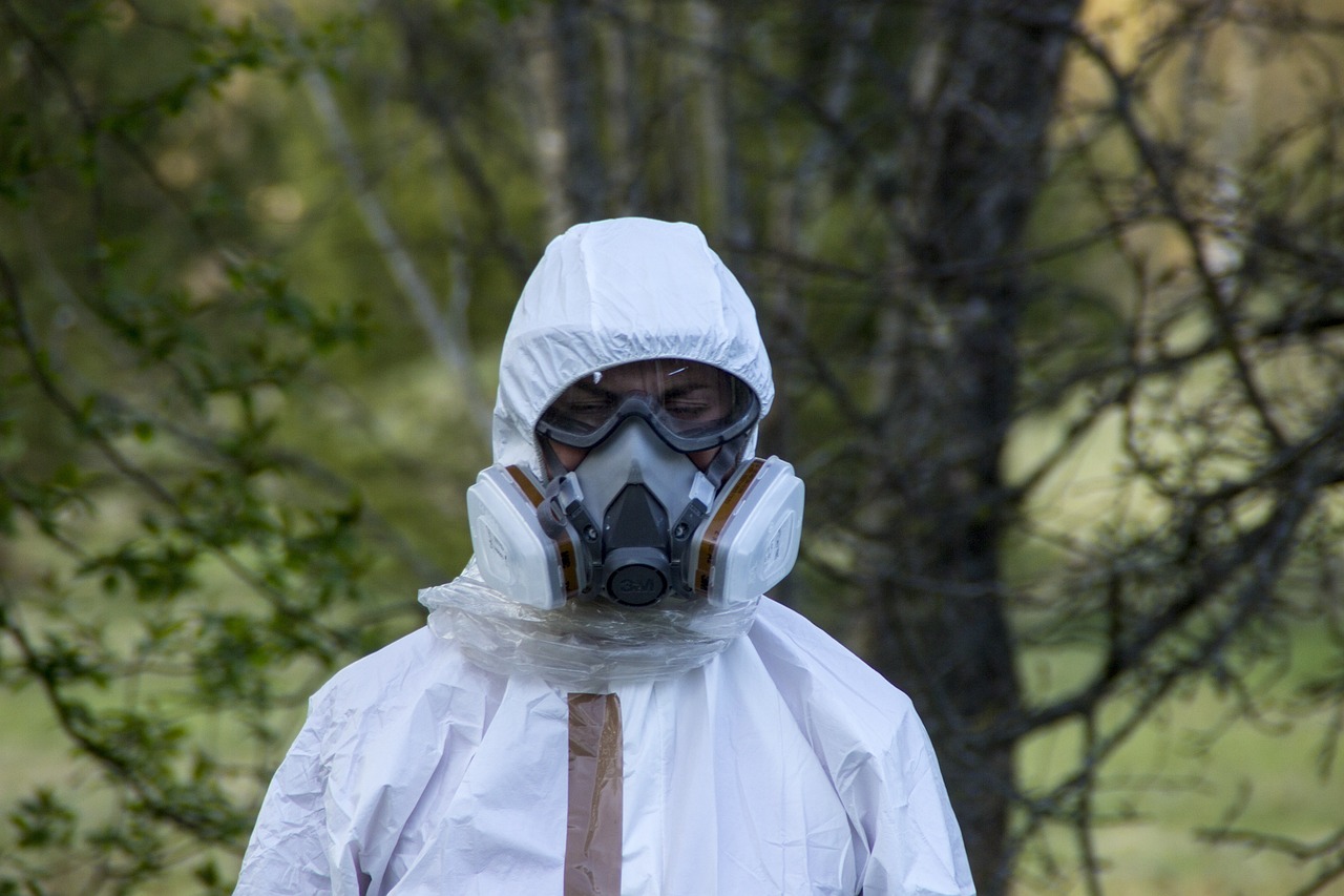 Why Everyone Should Check for Asbestos in Their Homes